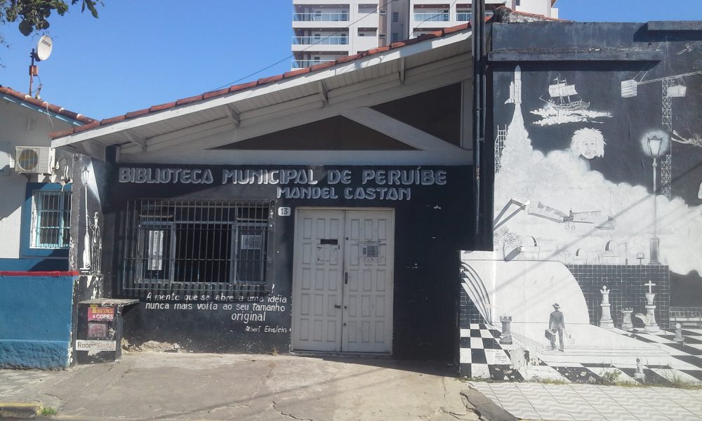 Biblioteca Pública de Peruíbe continua fechada e sem prazo para a reabertura